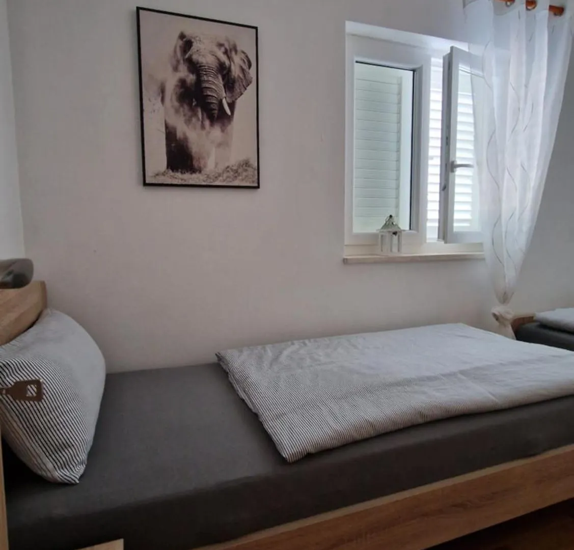 Kuca Koza-Apartment Marijana Punat Croatia